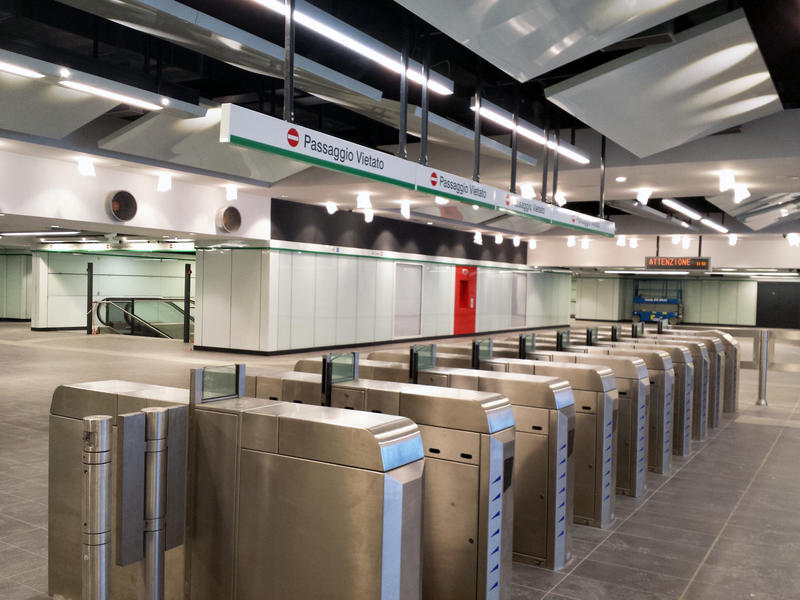 momapix_379143_pos_0