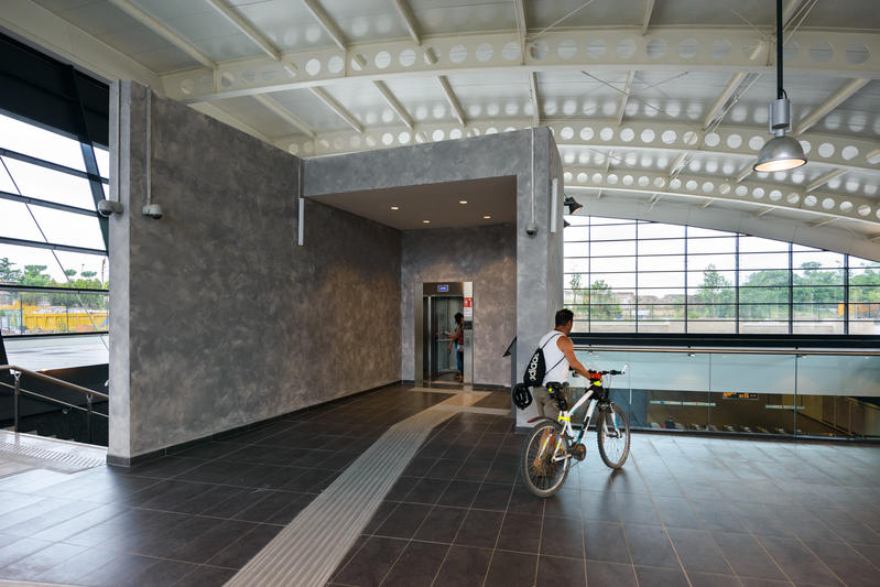 momapix_379149_pos_25