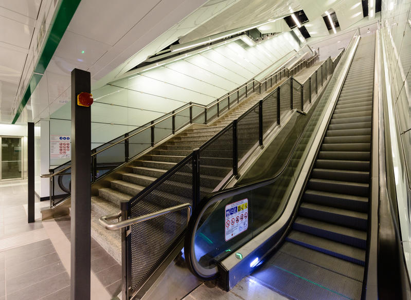 momapix_379167_pos_7