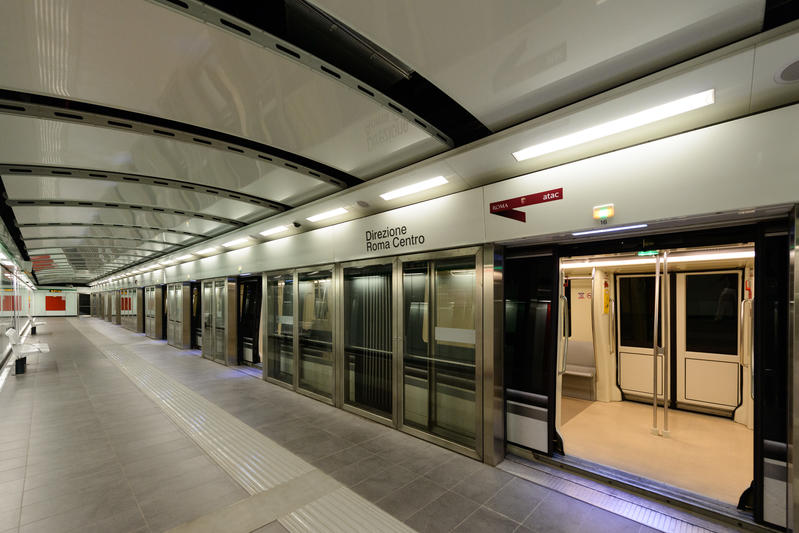 momapix_379169_pos_8