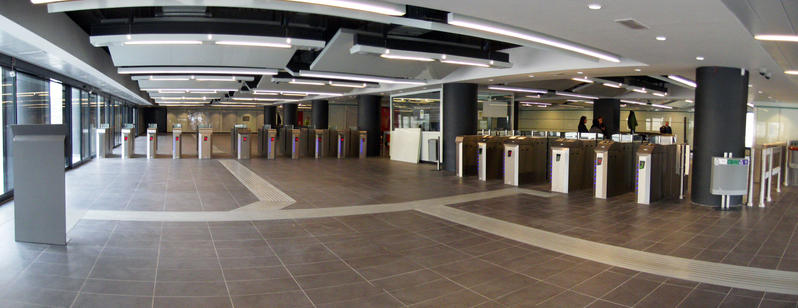 momapix_379174_pos_8