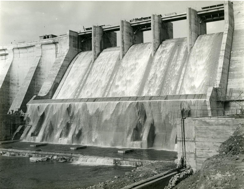 momapix_385285_pos_16