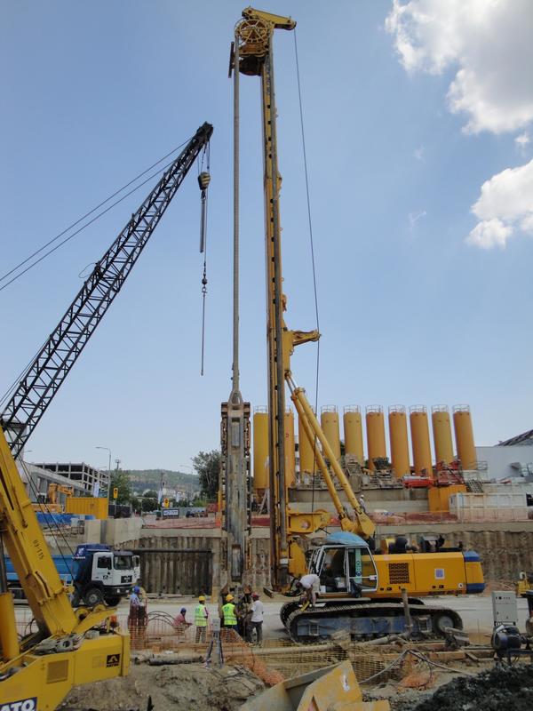 momapix_38975_pos_92