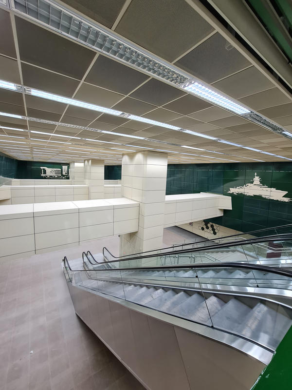 momapix_402051_pos_22