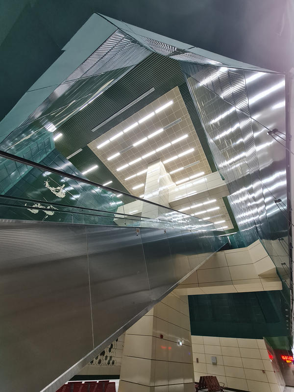 momapix_402052_pos_21