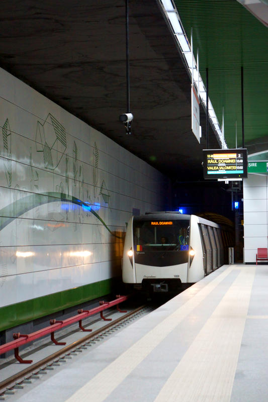 momapix_402072_pos_5