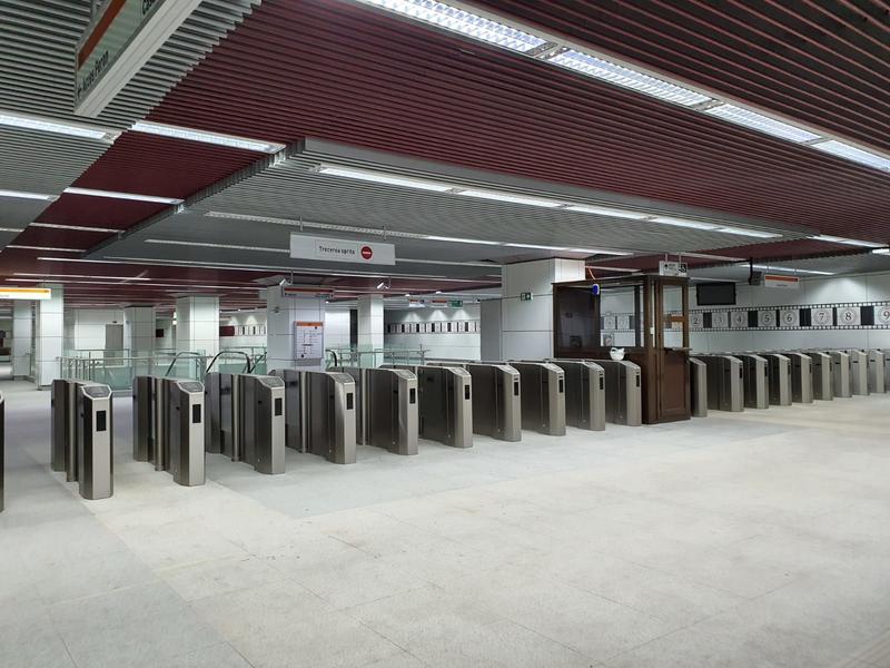 momapix_402075_pos_35