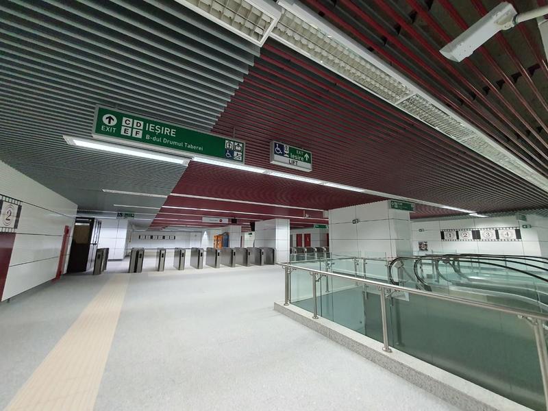 momapix_402078_pos_40