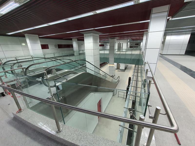 momapix_402083_pos_48