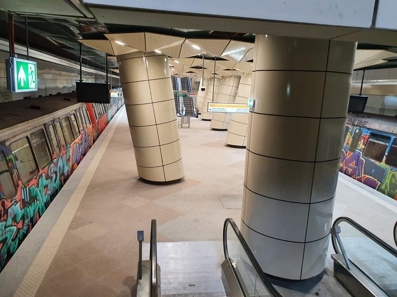 momapix_402088_pos_44