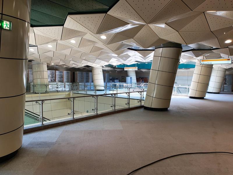 momapix_402090_pos_43