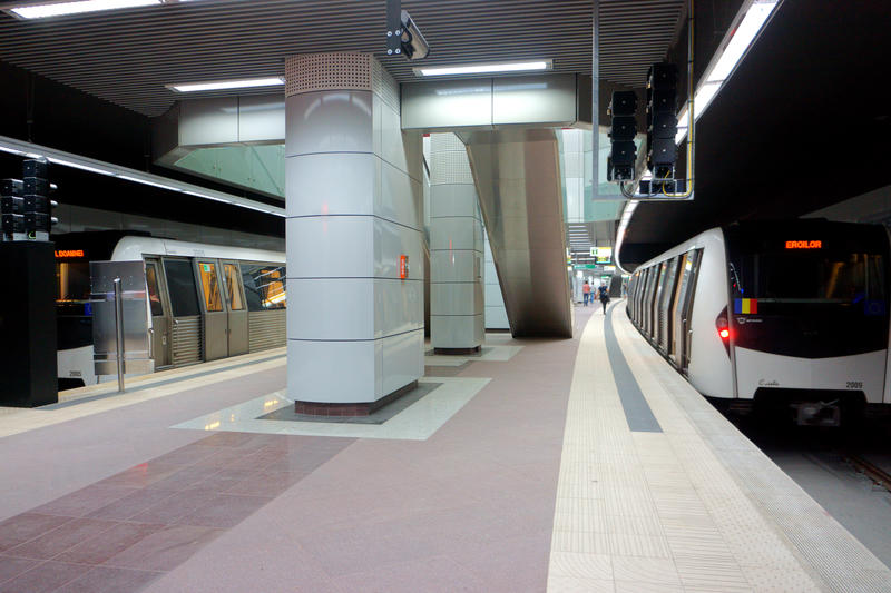 momapix_402094_pos_8