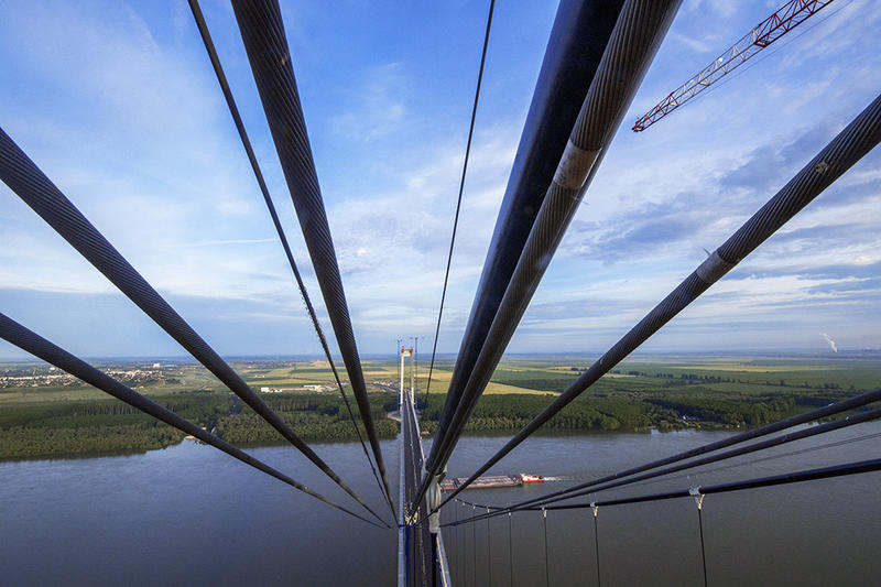 momapix_402992_pos_83