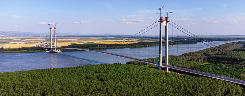 momapix_402993_pos_82