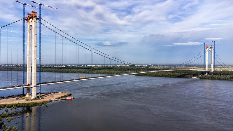 momapix_403051_pos_72