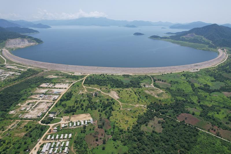 momapix_405512_pos_12