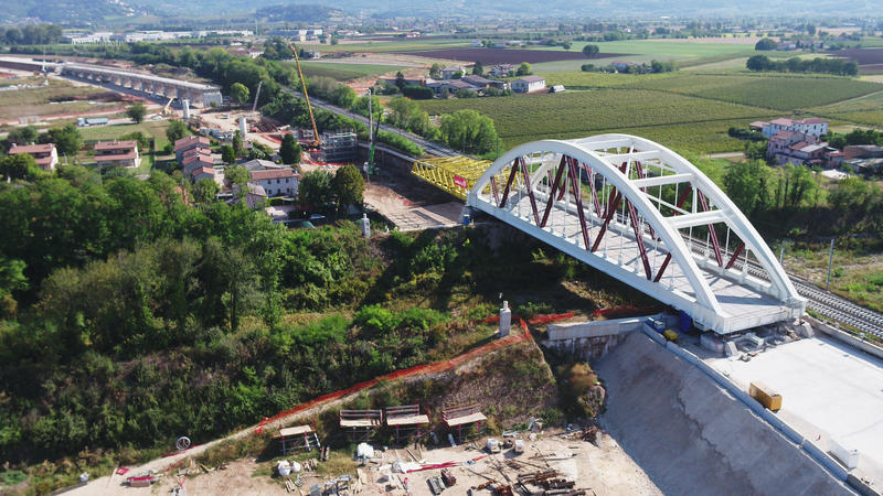 momapix_407318_pos_44