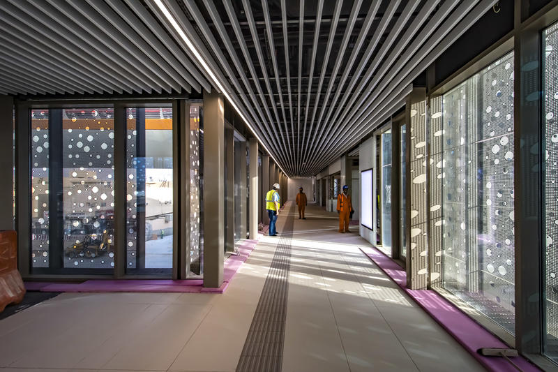 momapix_407591_pos_93