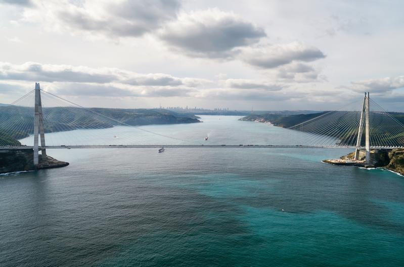 momapix_407804_pos_5