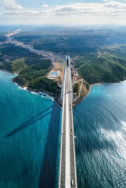 momapix_407811_pos_11