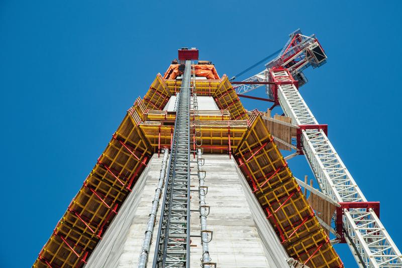 momapix_407858_pos_122