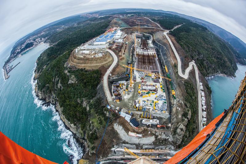 momapix_407870_pos_120