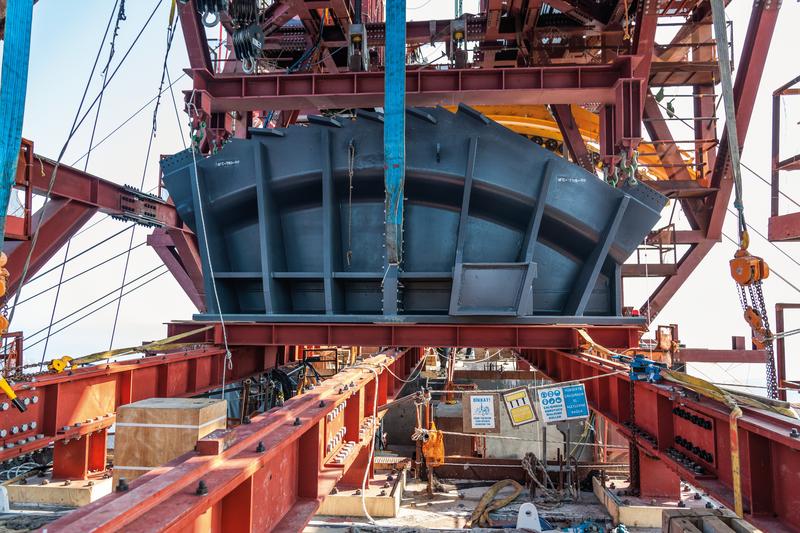 momapix_407904_pos_86