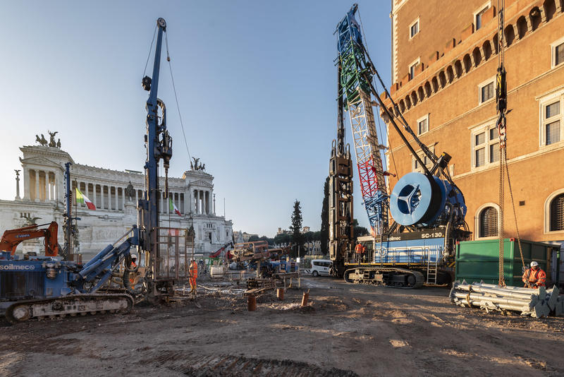 momapix_410049_pos_34