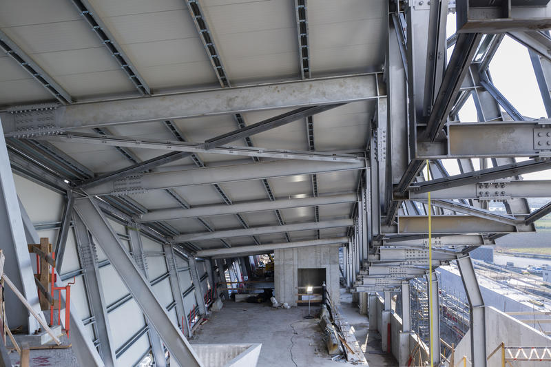 momapix_412418_pos_57