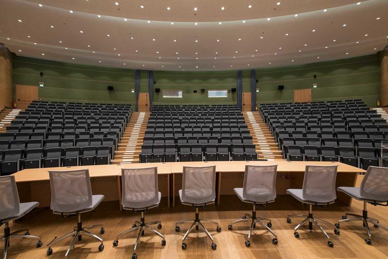 momapix_413631_pos_19