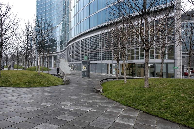 momapix_413687_pos_12