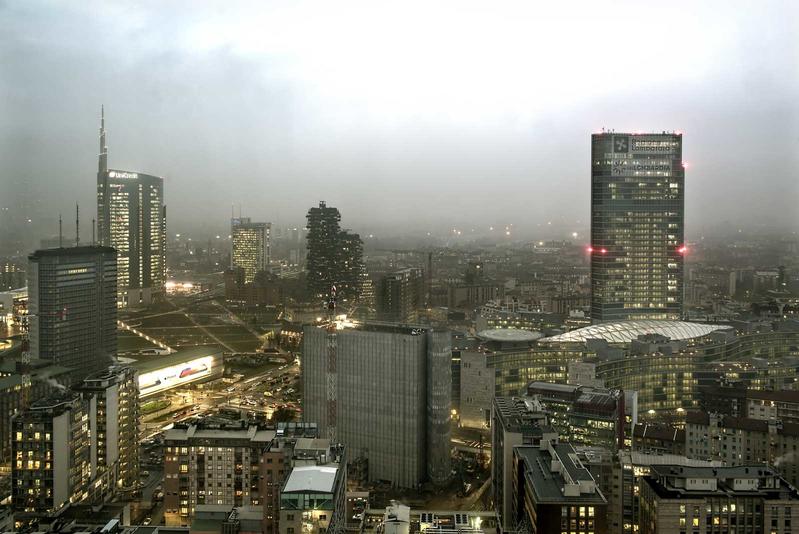 momapix_413700_pos_8