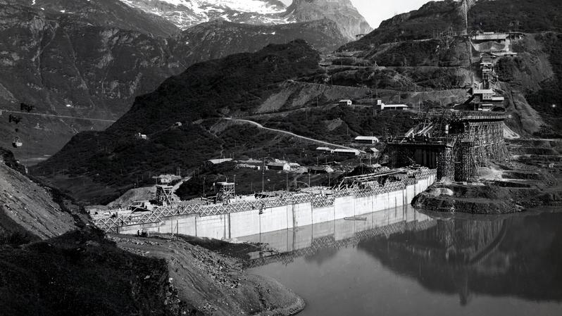 momapix_413947_pos_9