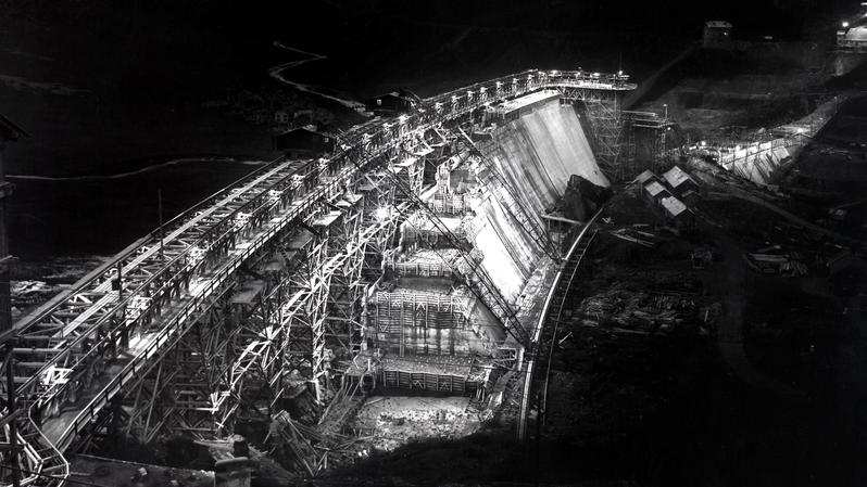 momapix_413950_pos_19