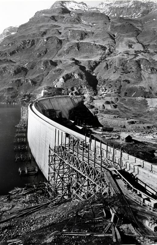 momapix_413959_pos_7