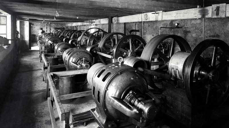 momapix_413972_pos_2