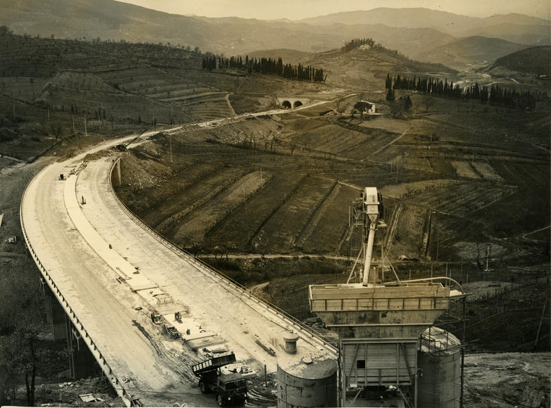 momapix_414434_pos_31