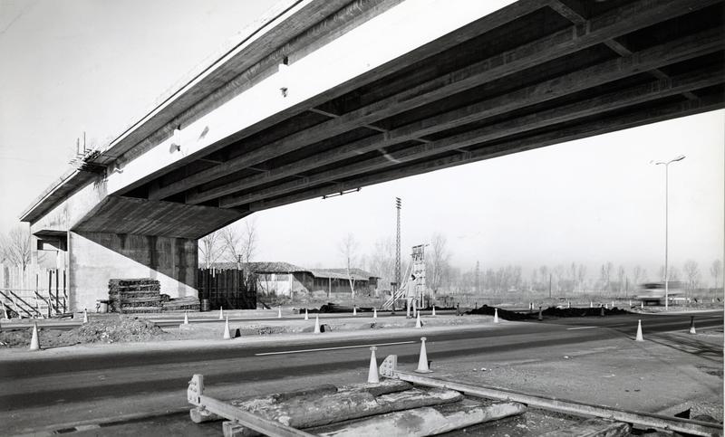 momapix_414449_pos_78