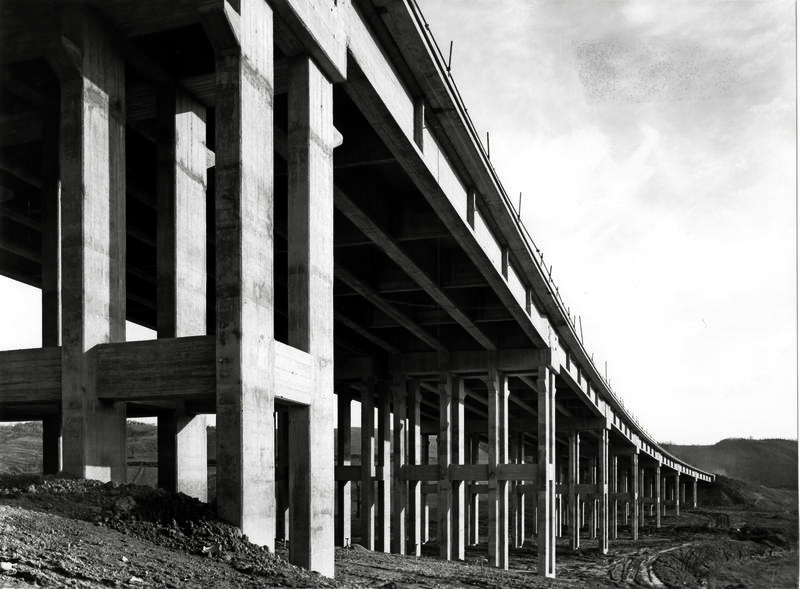 momapix_414463_pos_2