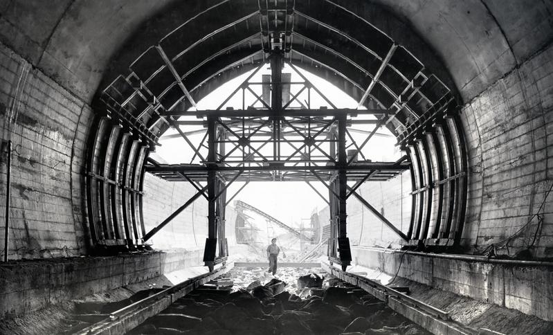 momapix_414465_pos_65