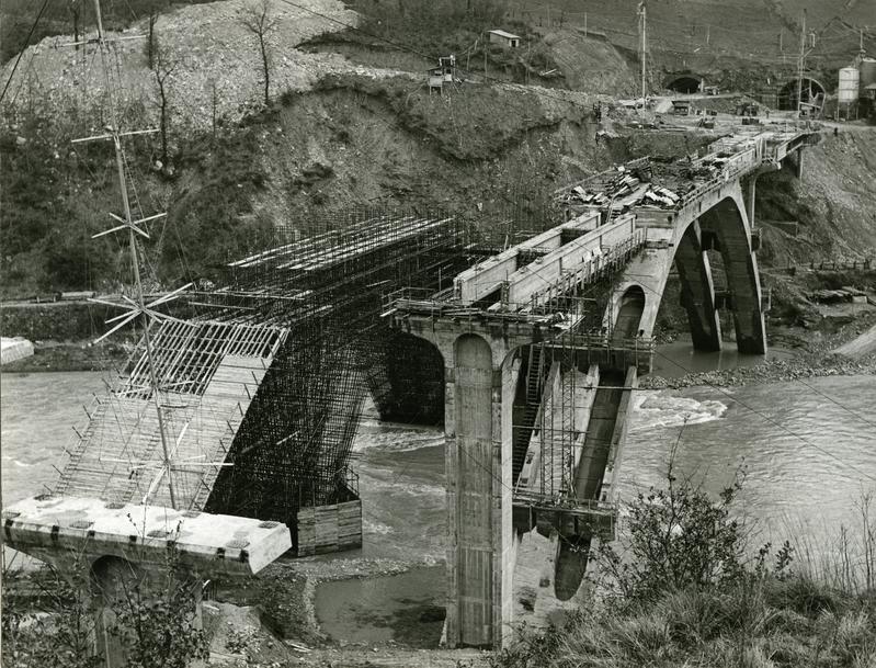 momapix_414518_pos_11