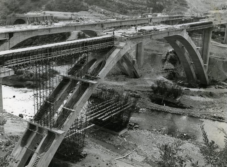 momapix_414519_pos_10