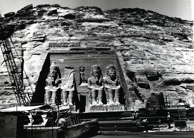 momapix_414565_pos_93