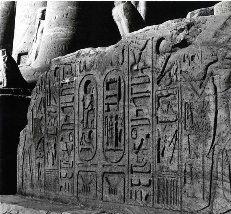 momapix_414602_pos_79