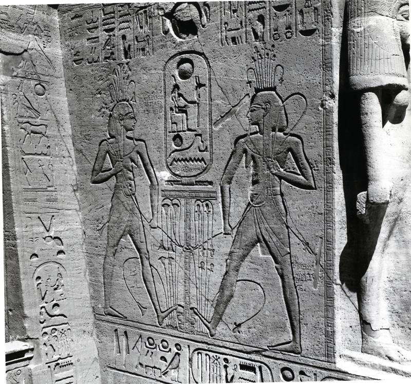 momapix_414606_pos_82