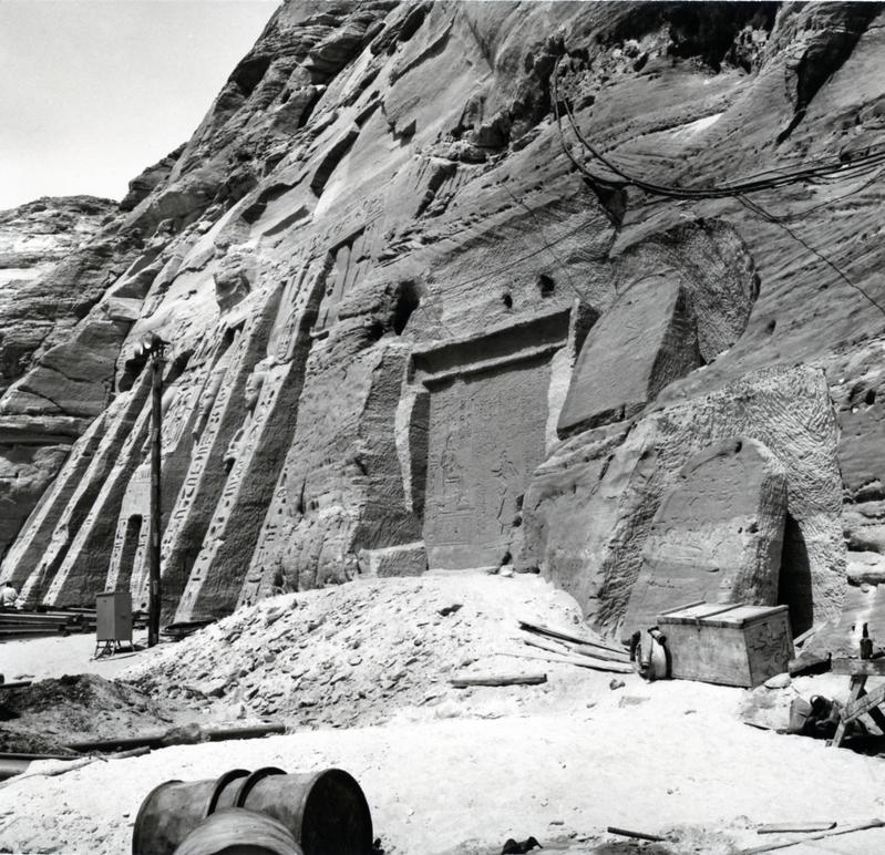 momapix_414650_pos_106