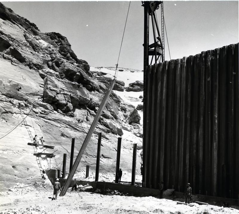 momapix_414658_pos_112