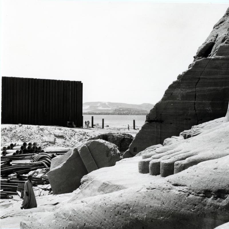 momapix_414661_pos_115