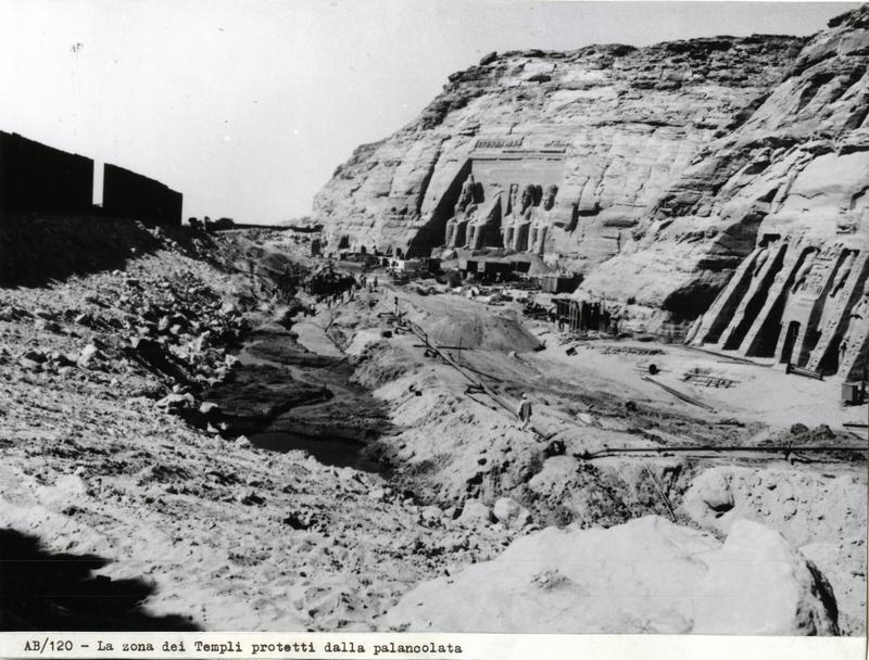 momapix_414692_pos_45