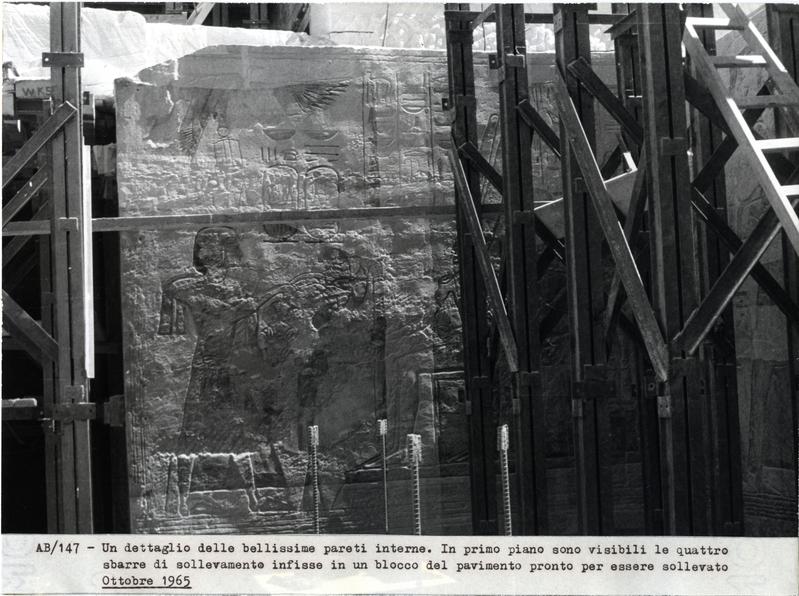 momapix_414723_pos_60